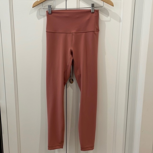 Lululemon High Rise Wunder Under Mauve? Leggings-Beautiful-Like New—Size 6 - Picture 1 of 10
